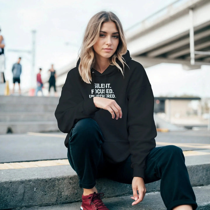 Unisex Hoodie Schwarz – Klassischer Kapuzenpullover für Damen & Herren | Nachtgrund - Nachtgrund